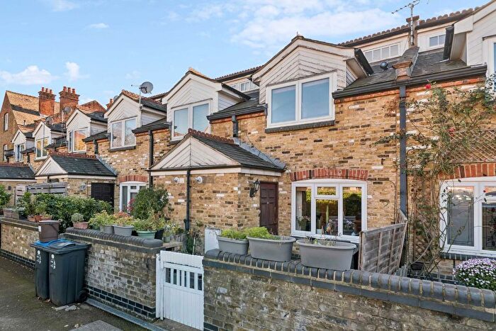 2 Bedroom Terraced House To Rent In Bradshaw Close, Wimbledon, SW19