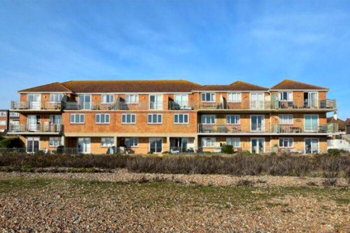 1 Bedroom Flat To Rent In Brighton Road, Lancing, BN15