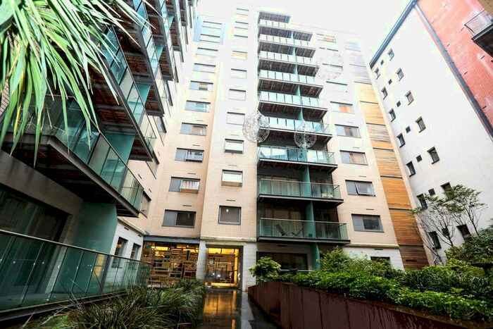 2 Bedroom Flat To Rent In Lumiere Building, City Road East, Manchester, M15