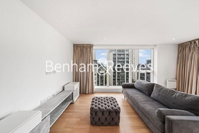 2 Bedroom Flat To Rent In Pump House Crescent, Brentford, TW8