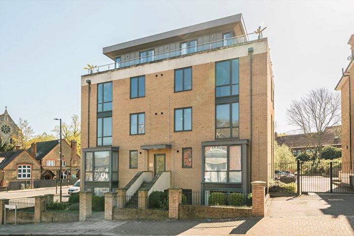 2 Bedroom Flat For Sale In Alton Road, Roehampton, SW15