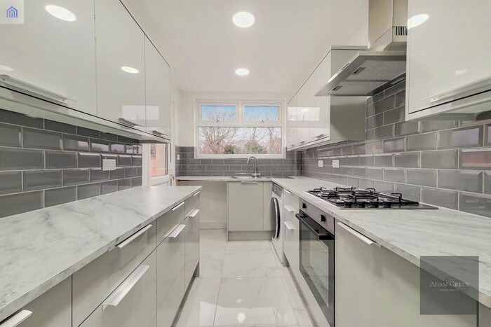 4 Bedroom Terraced House To Rent In Fishponds Road, Tooting, London, SW17