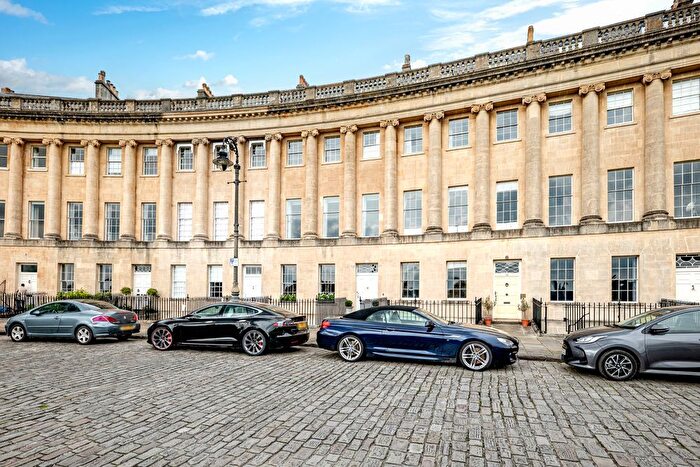 1 Bedroom Flat To Rent In Royal Crescent, Bath, BA1