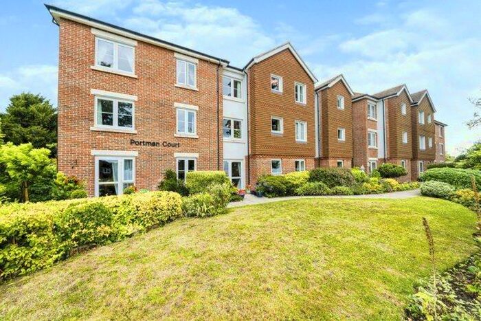 2 Bedroom Flat To Rent In Grange Road, Uckfield, TN22