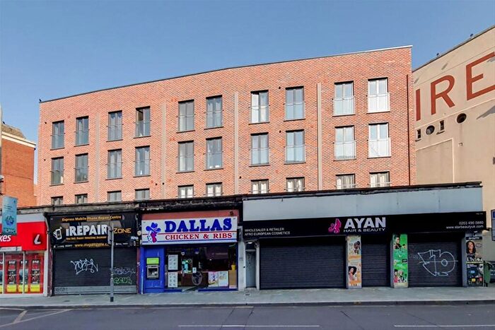1 Bedroom Flat To Rent In Clarence Street, Kingston Upon Thames, KT1