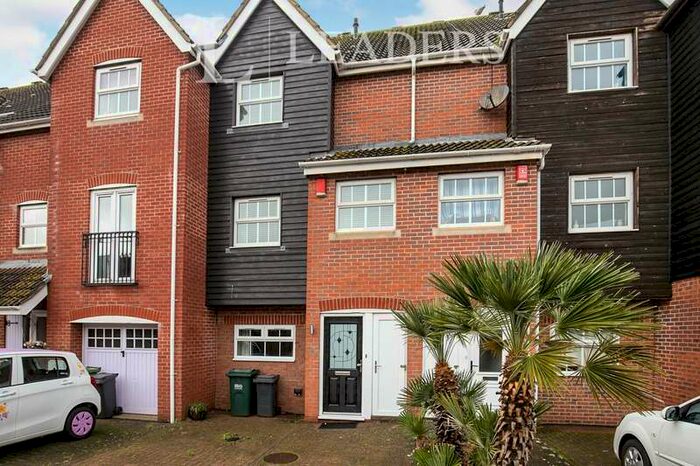 4 Bedroom Town House To Rent In Madeira Way, Sovereign Harbour South, Eastbourne, East Sussex, BN23