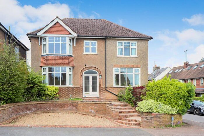 4 Bedroom Detached House To Rent In Ox Lane, Harpenden, AL5