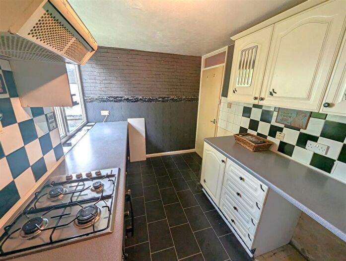 2 Bedroom Apartment For Sale In Thurso Walk, Corby, NN17