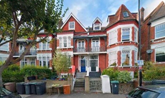 2 Bedroom Flat To Rent In Mount View Road, London, N4