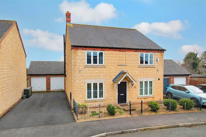 4 Bedroom Detached House For Sale In Hunts Field Drive, Gretton, Corby, NN17