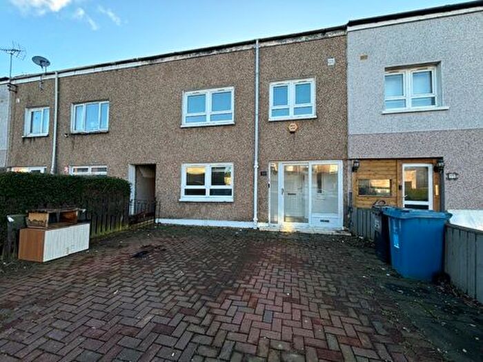 4 Bedroom Terraced House To Rent In Honeybog Road, Penilee, G52