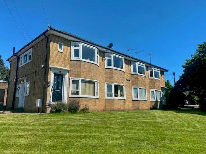 2 Bedroom Flat To Rent In Maryport Road, Cardiff, CF23