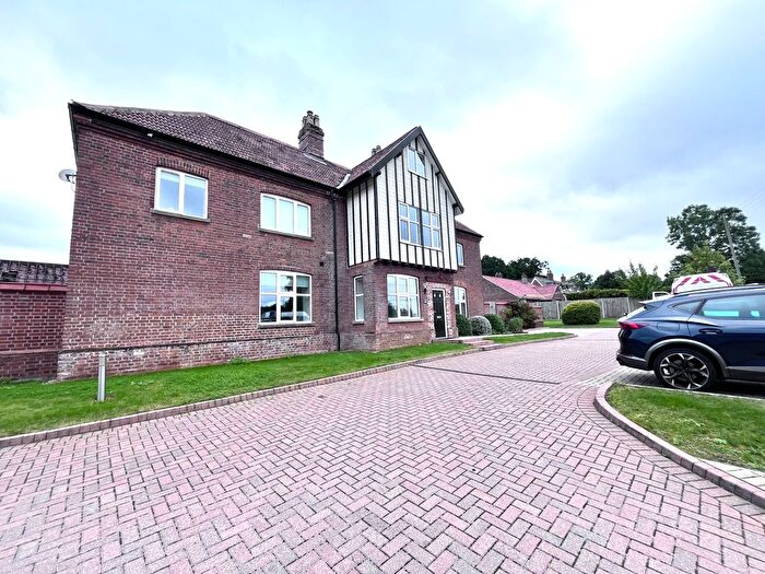 3 Bedroom Semi-detached House To Rent In Norwich Road, Swainsthorpe, NR14