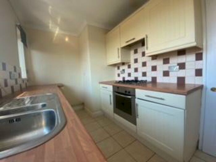 2 Bedroom House To Rent In Axbridge Crescent, Cardiff, CF3