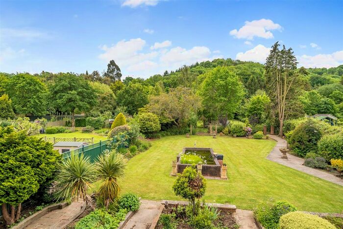 6 Bedroom Property For Sale In East Stoke, Stoke-Sub-Hamdon, TA14