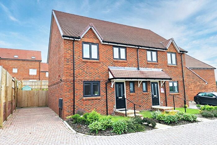 3 Bedroom Semi-Detached House For Sale In East Grinstead, West Sussex, RH19