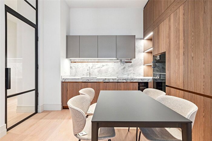 1 Bedroom Flat To Rent In The Whiteley, Queensway, London, W2