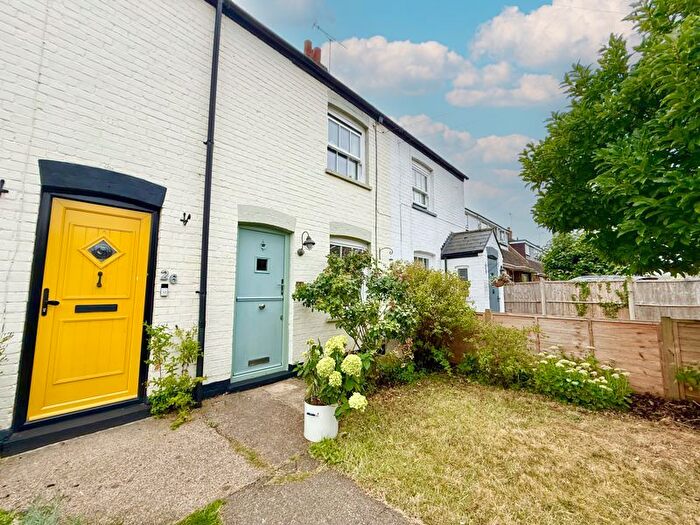 2 Bedroom Cottage For Sale In Prospect Place, Wing, LU7