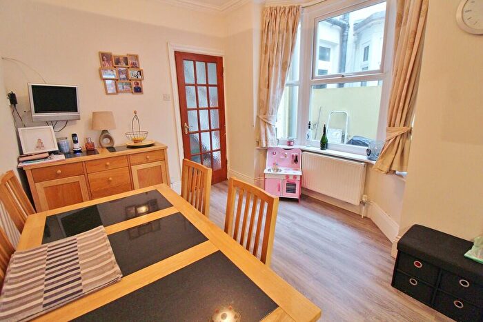 3 Bedroom Terraced House For Sale In Monmouth Road, North End, PO2