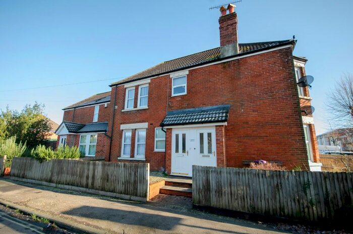 1 Bedroom Maisonette To Rent In Brookwood Avenue, Eastleigh, Hampshire, SO50