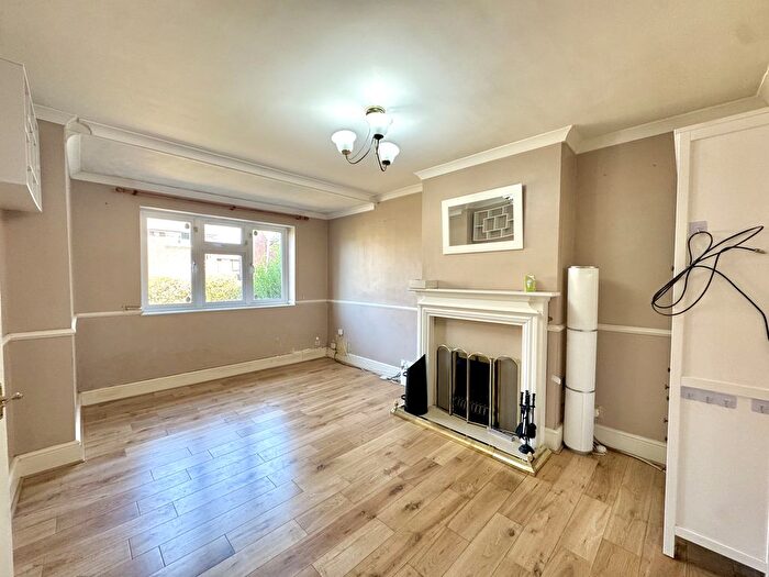 3 Bedroom Terraced House To Rent In Keir Hardie Way, Hayes, UB4