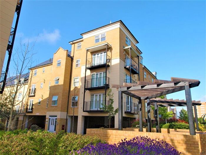2 Bedroom Apartment To Rent In Renwick Drive, Bromley, BR2