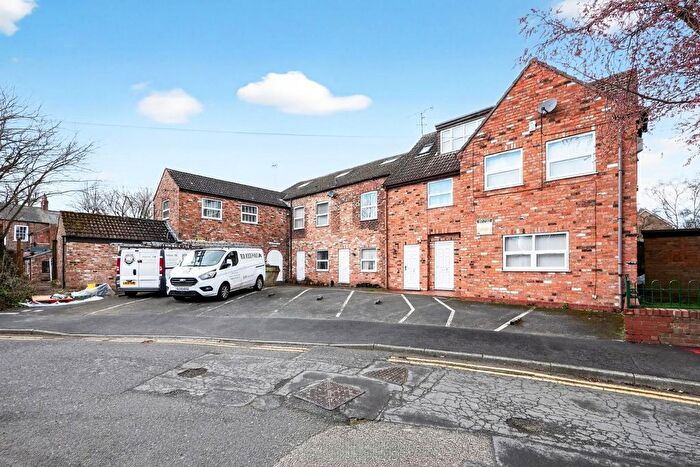 2 Bedroom Flat For Sale In Jackson Street, York, YO31