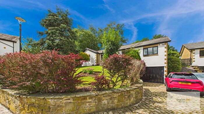 3 Bedroom Detached Bungalow For Sale In Hollin Bank Mews, Helmshore, Rossendale, BB4