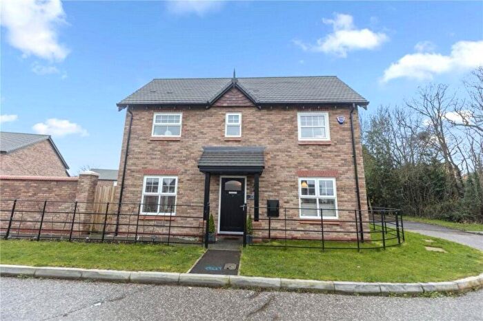 3 Bedroom Detached House To Rent In Heathfield Farm, W/S, SK9