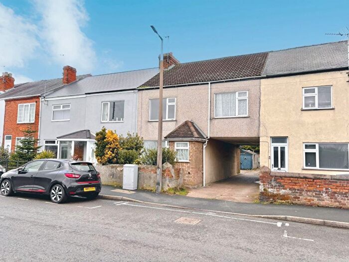 3 Bedroom Terraced House For Sale In Boughton Lane Clowne, Chesterfield, Derbyshire, S43