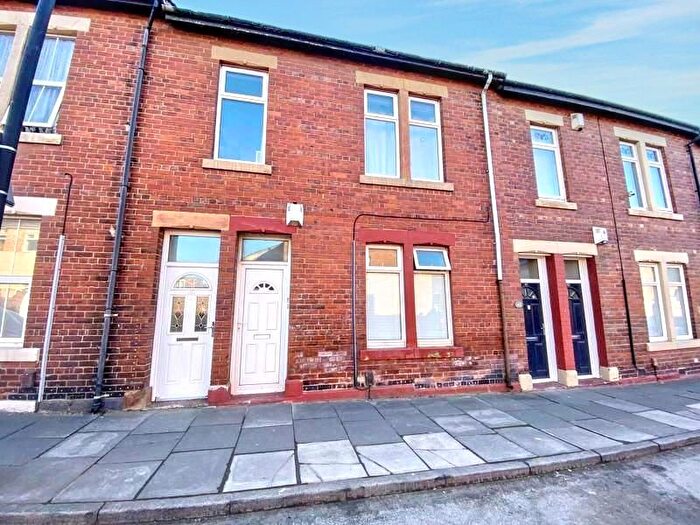 2 Bedroom Flat To Rent In Norham Road, North Shields, NE29