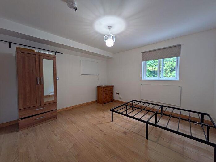 1 Bedroom Flat To Rent In Derby Road, Nottingham, NG7