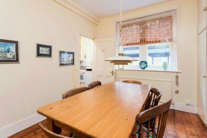 2 Bedroom Flat To Rent In Charleville Road, West Kensington, W14