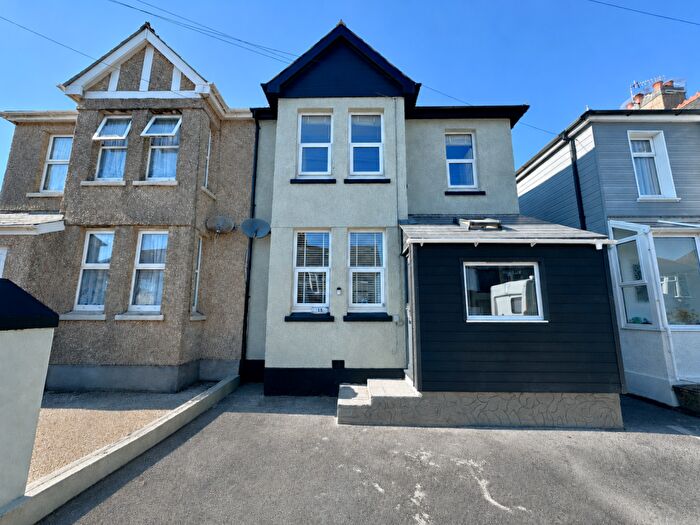 3 Bedroom Semi-Detached House For Sale In Beaconfield Road, Plymouth, PL2