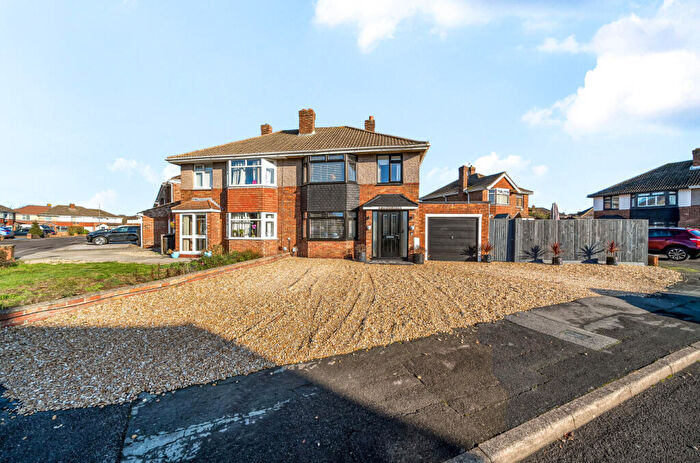 3 Bedroom Semi Detached House For Sale In Highnam Close, Stratton St Margaret, Swindon, SN3