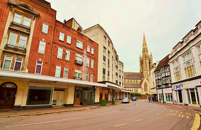 4 Bedroom Flat To Rent In Bournemouth, BH1