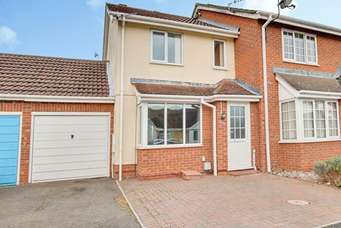 2 Bedroom End Of Terrace House For Sale In Worsley Chase, March, PE15