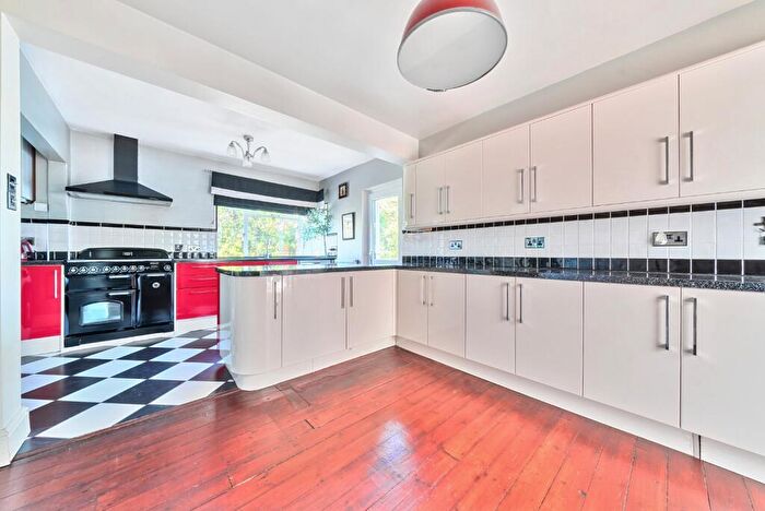 4 Bedroom Detached House For Sale In Central Wells, BA5
