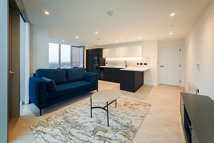 2 Bedroom Apartment To Rent In Vista River Tower, M3