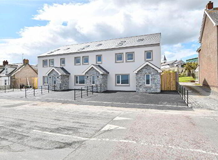 5 Bedroom TownHouse For Sale In Fishermans Row, Fishermans Row, Killough, BT30