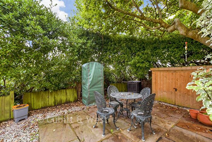 1 Bedroom Flat For Sale In Upper Lewes Road, Brighton, East Sussex, BN2