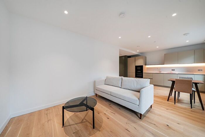 1 Bedroom Flat To Rent In Beacon, Pilot Walk, Peninsula Gardens, Lower Riverside, Greenwich Peninsula, SE10