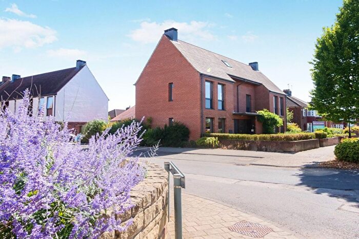 3 Bedroom Semi Detached House For Sale In Derwent Way, York, YO31