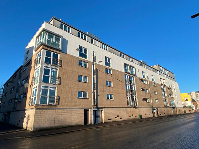 2 Bedroom Flat To Rent In Pollokshaws Road, Strathbungo, G41