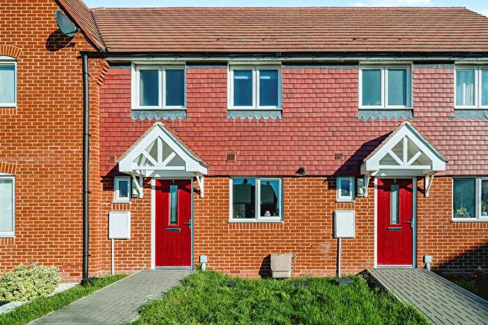 3 Bedroom Terraced House For Sale In Hearn Green, Broughton, Aylesbury, HP22
