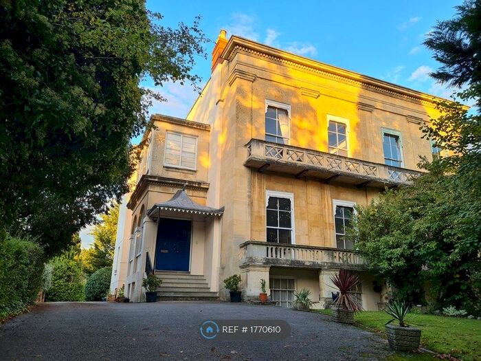 1 Bedroom Flat To Rent In Queens Road, Cheltenham, GL50