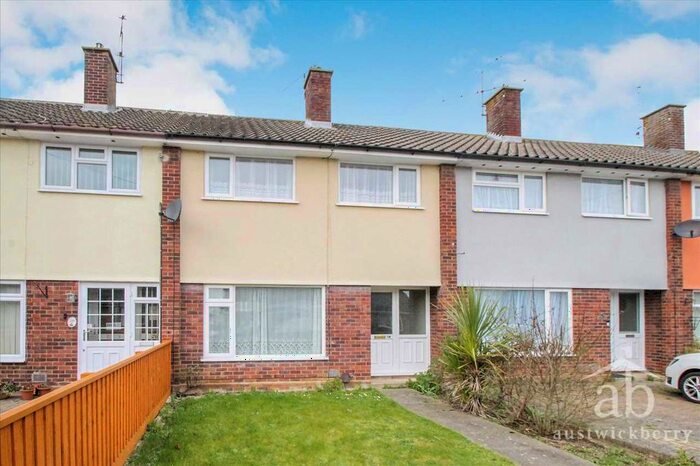 3 Bedroom Terraced House To Rent In Coral Drive, Ipswich, IP1