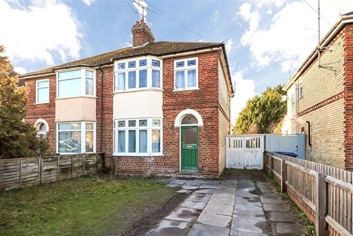 3 Bedroom Semi Detached House For Sale In Perne Road, Cambridge, CB1