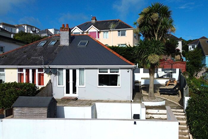 2 Bedroom Semi-detached Bungalow For Sale In Totnes Road, Paignton, TQ4