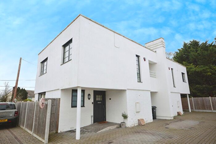 3 Bedroom Semi-Detached House For Sale In Lyons Square, Silver End, Witham, CM8